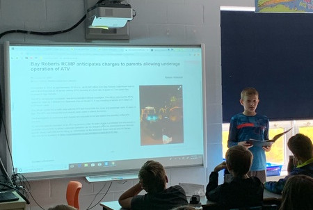 La GRC à Terre-Neuve-et-Labrador remercie un élève de 5e année le Noah Hemeon qui a passé un important message au sujet de la conduite des VTT