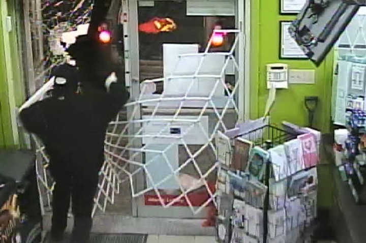 Suspect impliqué dans l'introduction par effraction survenue le 28 janvier au dépanneur Needs Convenience, sur la route 60 (Conception Bay Hwy).
