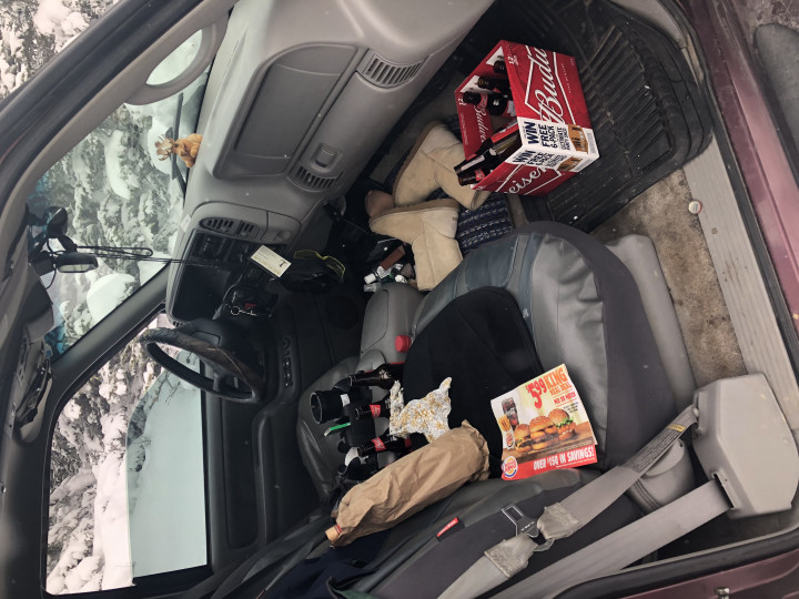 Automobiliste mis à l'amende le 6 janvier 2020. Il avait des bouteilles de bière ouvertes dans son véhicule.