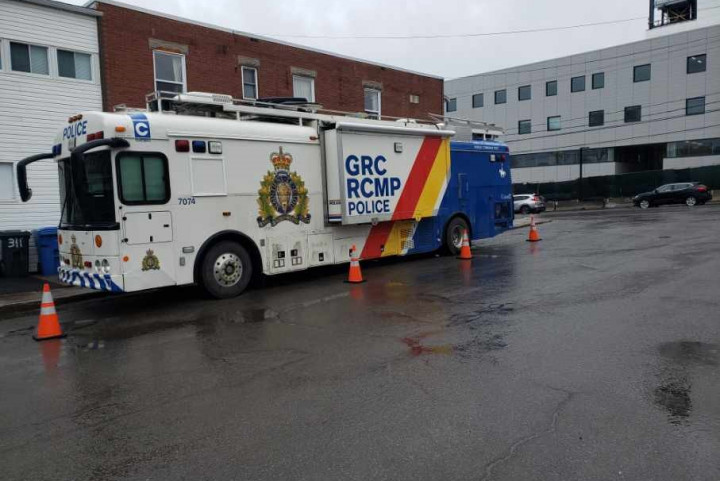 The Mobile Command Post on the dismantling site