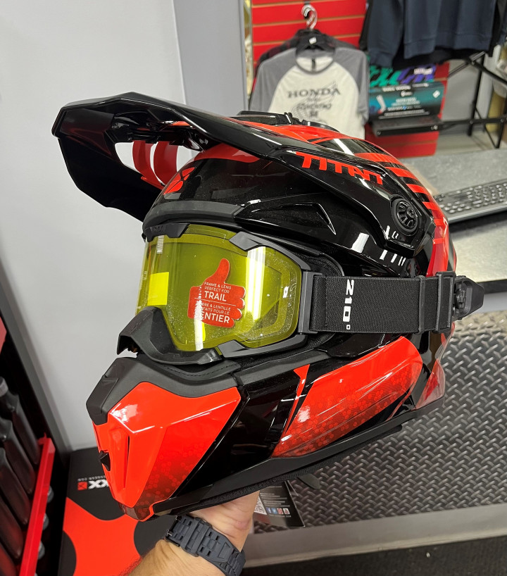 An image of a stolen helmet.