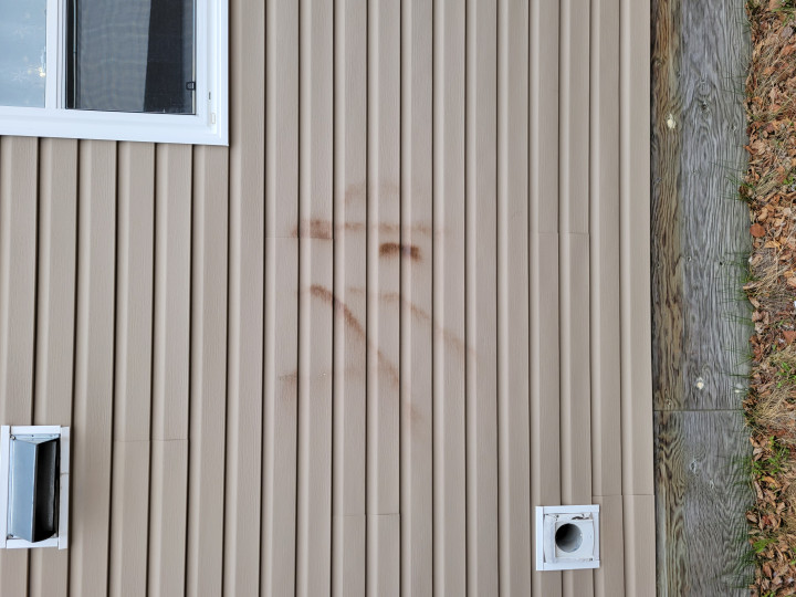 Graffiti on siding 